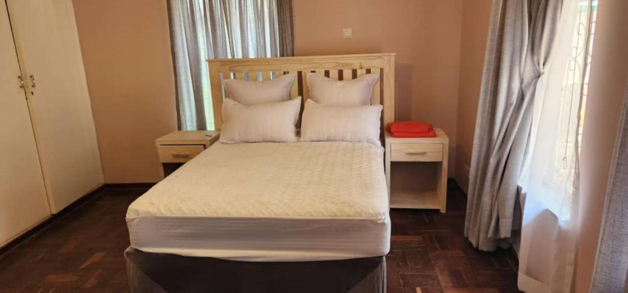 Lovely 3 Bed In Mount Pleasant - 2153 ハラレ エクステリア 写真